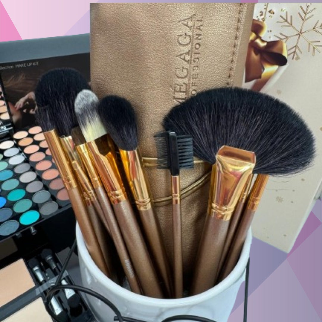 PACHET CADOU : Trusa machiaj 190 culori, farduri, blush, eyeliner, pudra + Set 18 pensule machiaj calitate superioara Megaga, Gold
