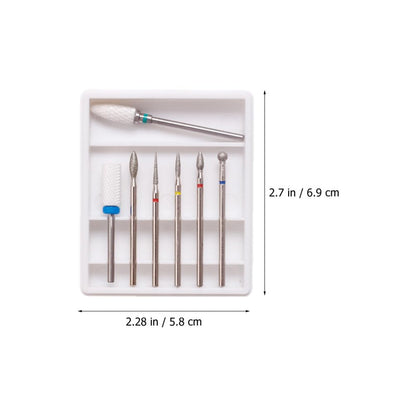Imagine tehnica cu dimensiunile de 6.8 cm si 5.7 cm ale cutiei organizatoare pentru capetele de freza de unghii.