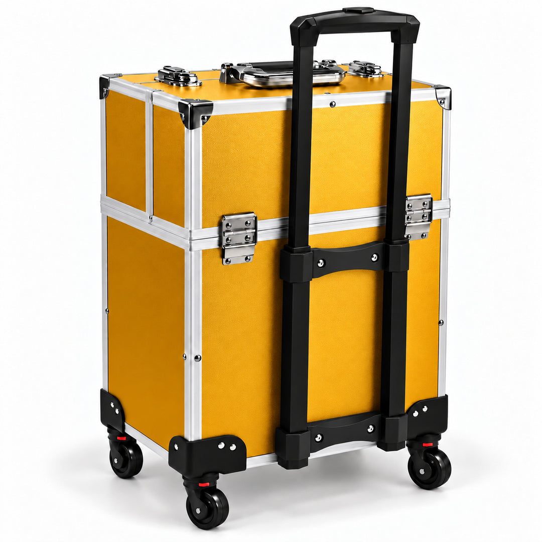 Geanta troler make-up aurie pe roti, vedere din spate cu maner telescopic extins, doua sine verticale negre si traverse de fixare. Organizator mobil pentru transportul produselor de machiaj, manichiura si cosmetica.