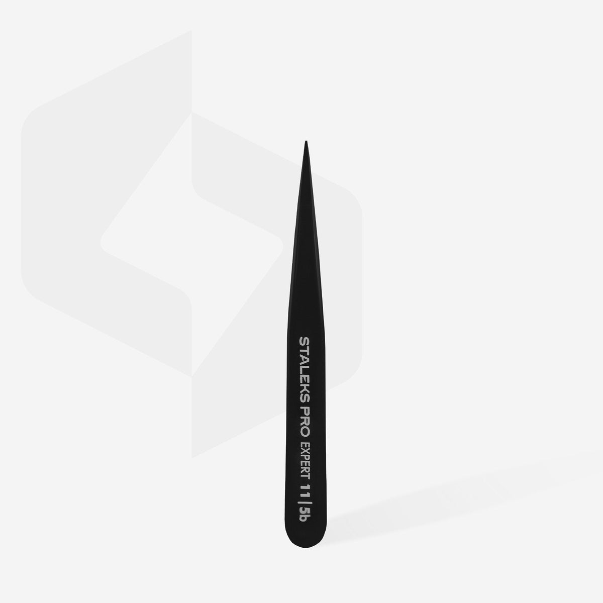 Pensetă STALEKS EXPERT TE-11/5B cu mânere negre și vârfuri metalice, vedere integrală