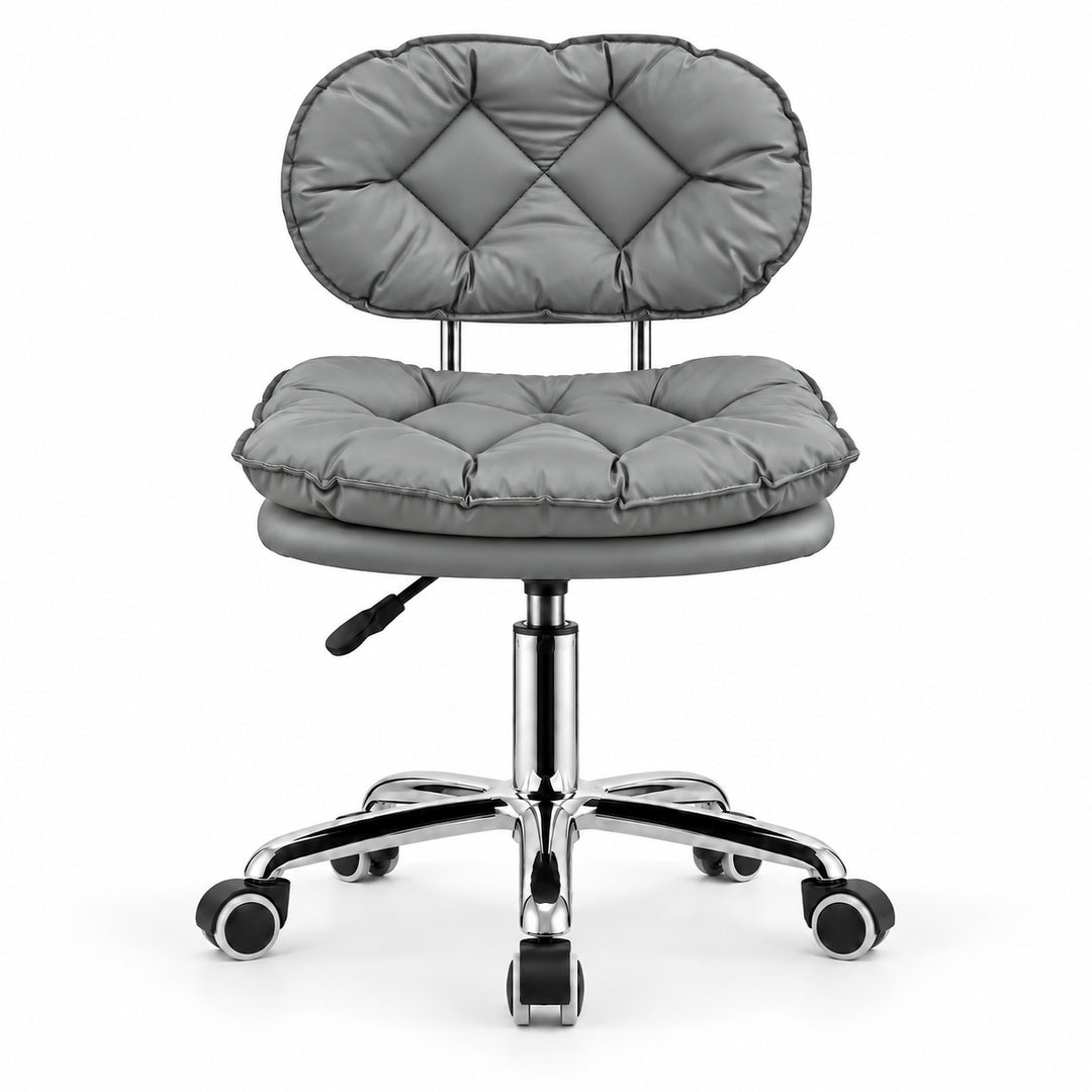 Scaun BUBBLE gri pentru salon, vedere frontală, cu tapițerie din piele ecologică și bază cromată cu roți