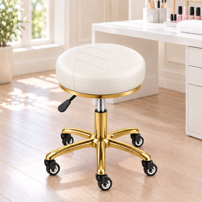 Scaun DIVA Gold alb cu baza aurie in context de salon cosmetica