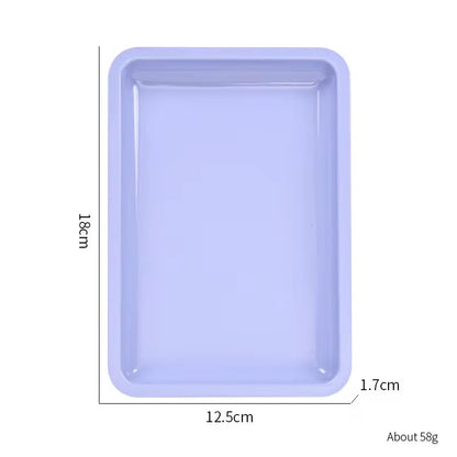 Dimensiuni tavita metalica pentru instrumente cu margine inaltata de 1.7 cm.